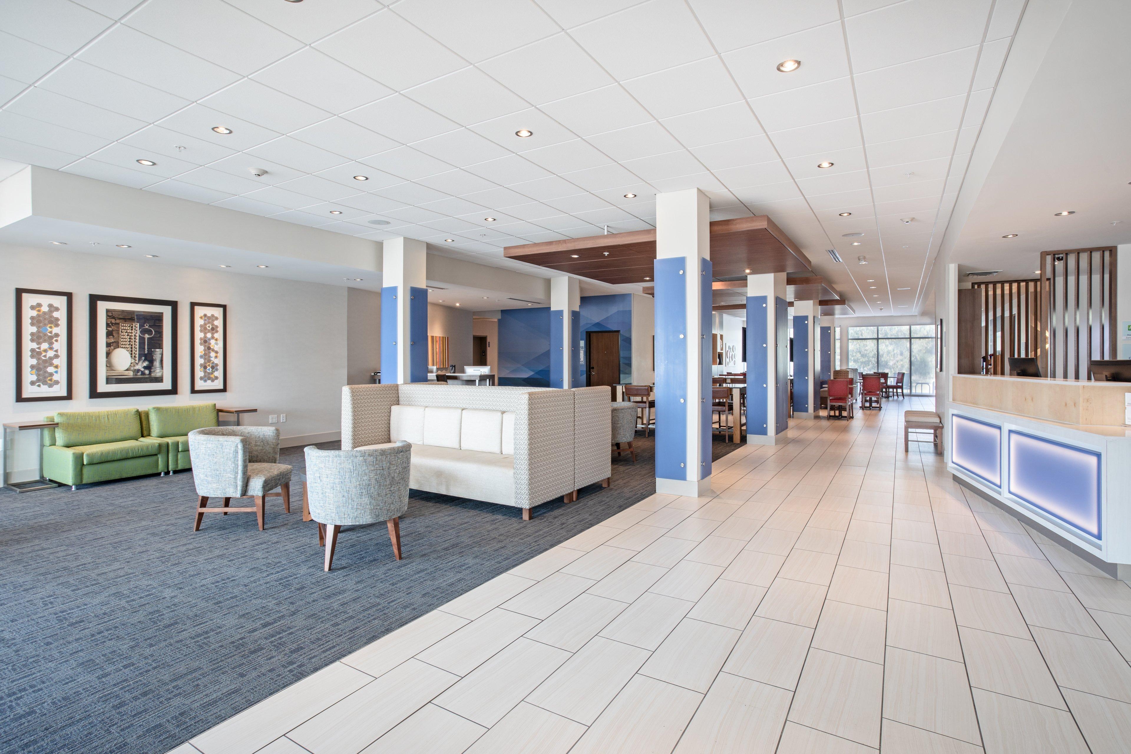 Express & - By Ihg Hotel Sterling