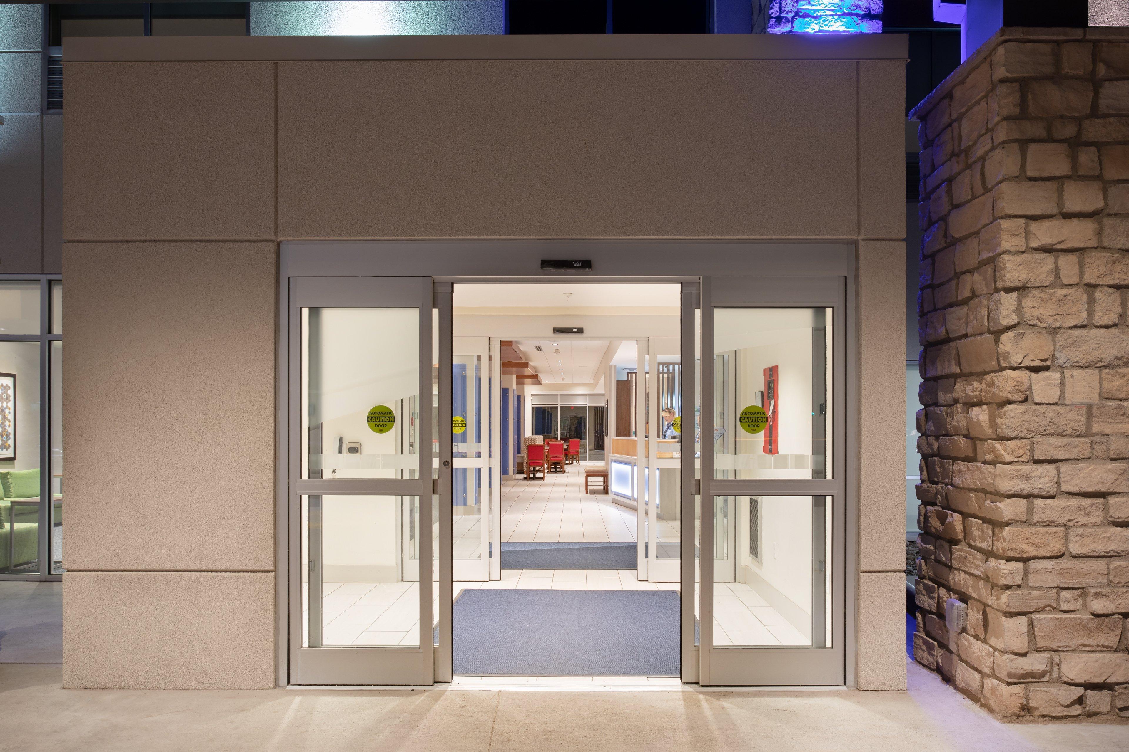 Express & - By Ihg Sterling